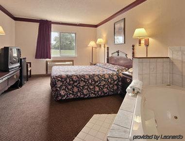 Super 8 By Wyndham Heath/Newark Hotel Bilik gambar